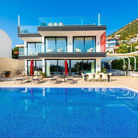 빌라 Kalkan'da Luks Esyali 5+1 Kiralik 2 Havuzlu 카스